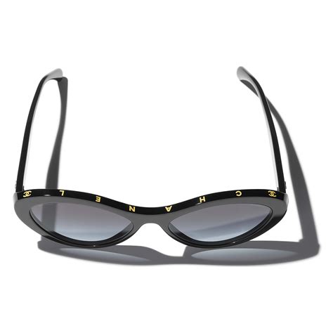 Sunglasses: Oval Sunglasses, acetate Black — Fashion 